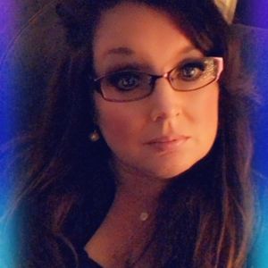 Meet your Posher, Leanne